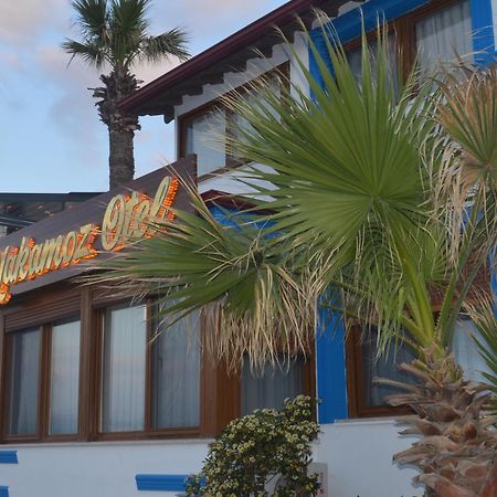 אורלה Yakamoz Otel מראה חיצוני תמונה